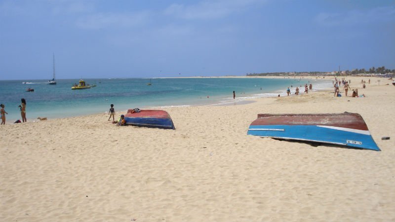 Santa Maria strand in de buurt van pier
