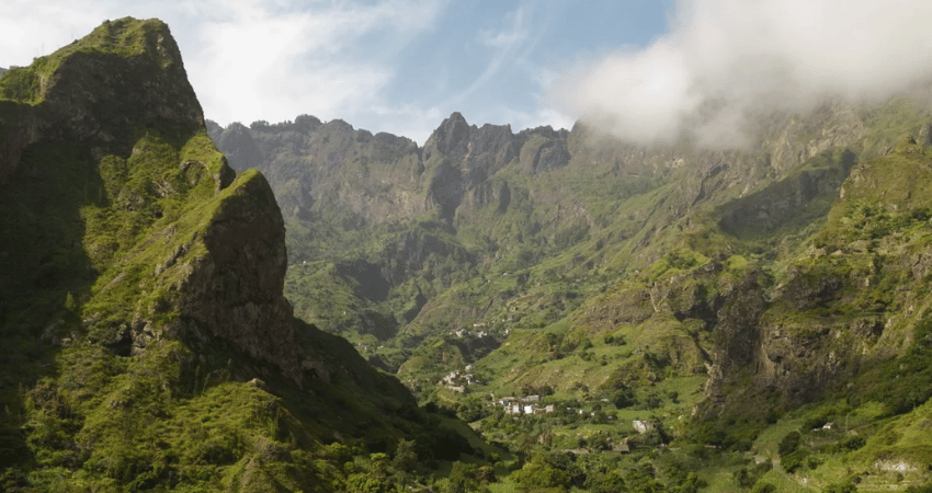 santo antao - vallei vanuit de lucht